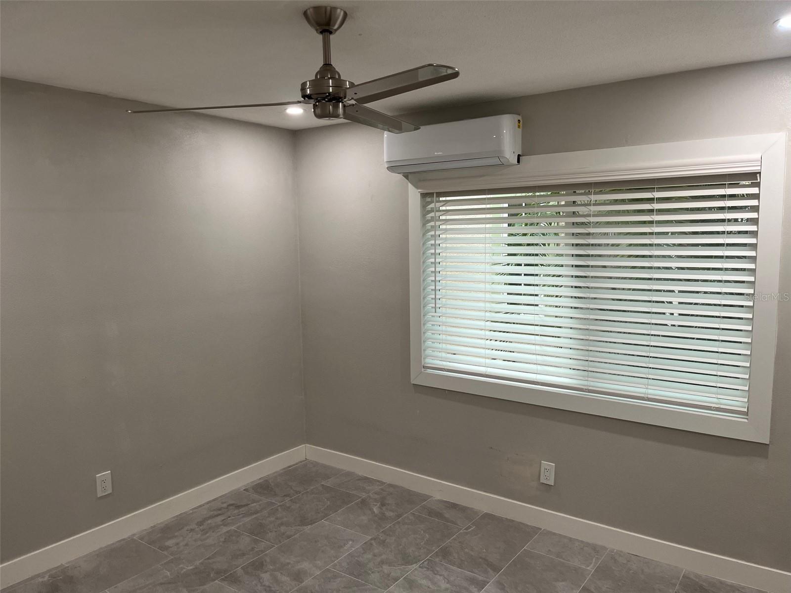 Image 9 of 14 For 1605 Pass A Grille Way 3