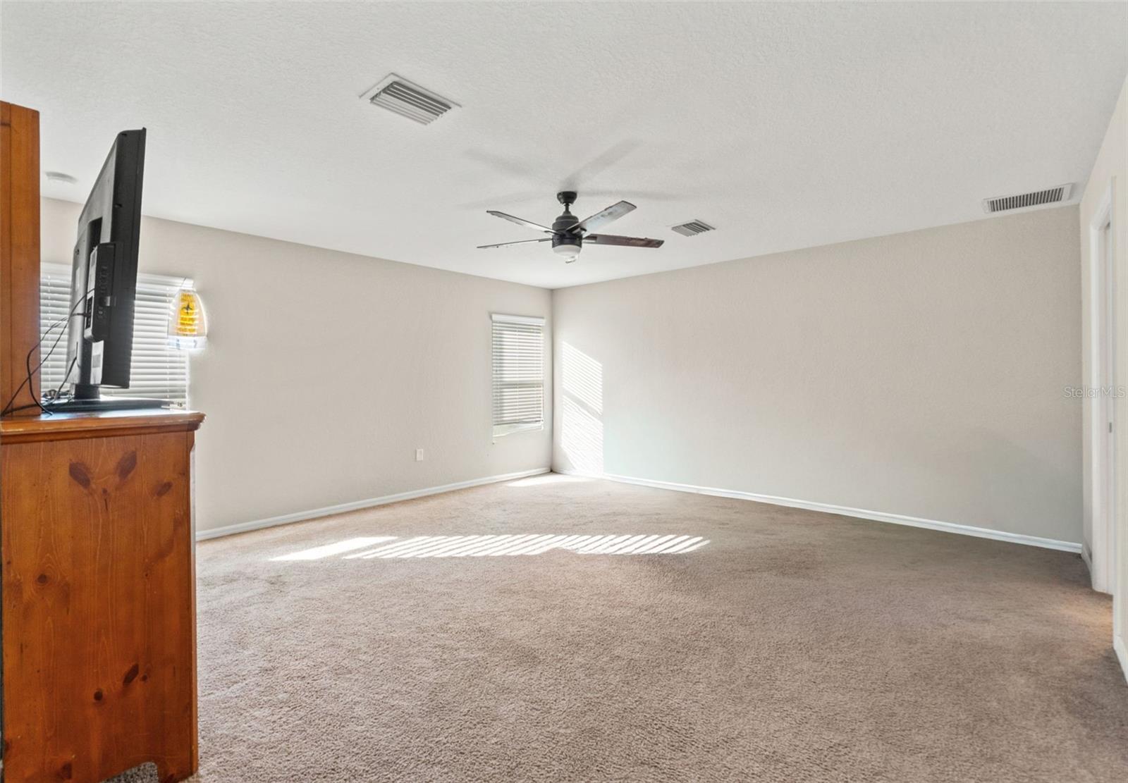 Image 14 of 42 For 11428 Pelican Avenue