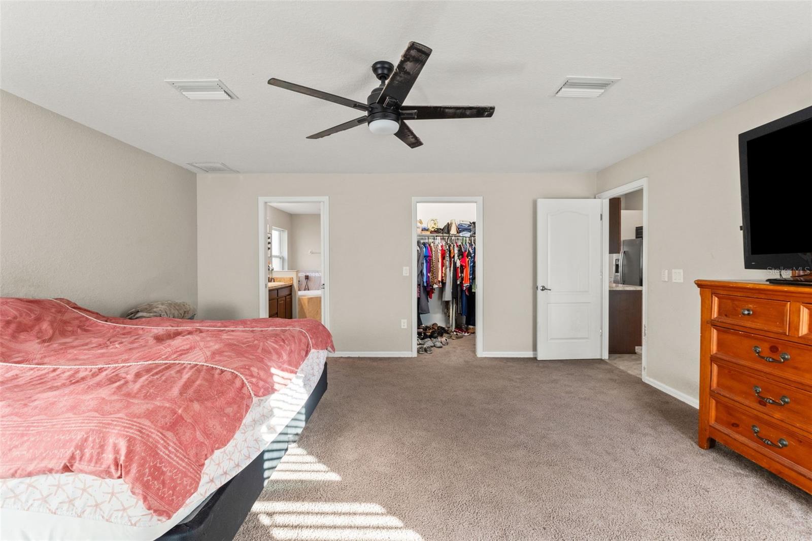 Image 16 of 42 For 11428 Pelican Avenue