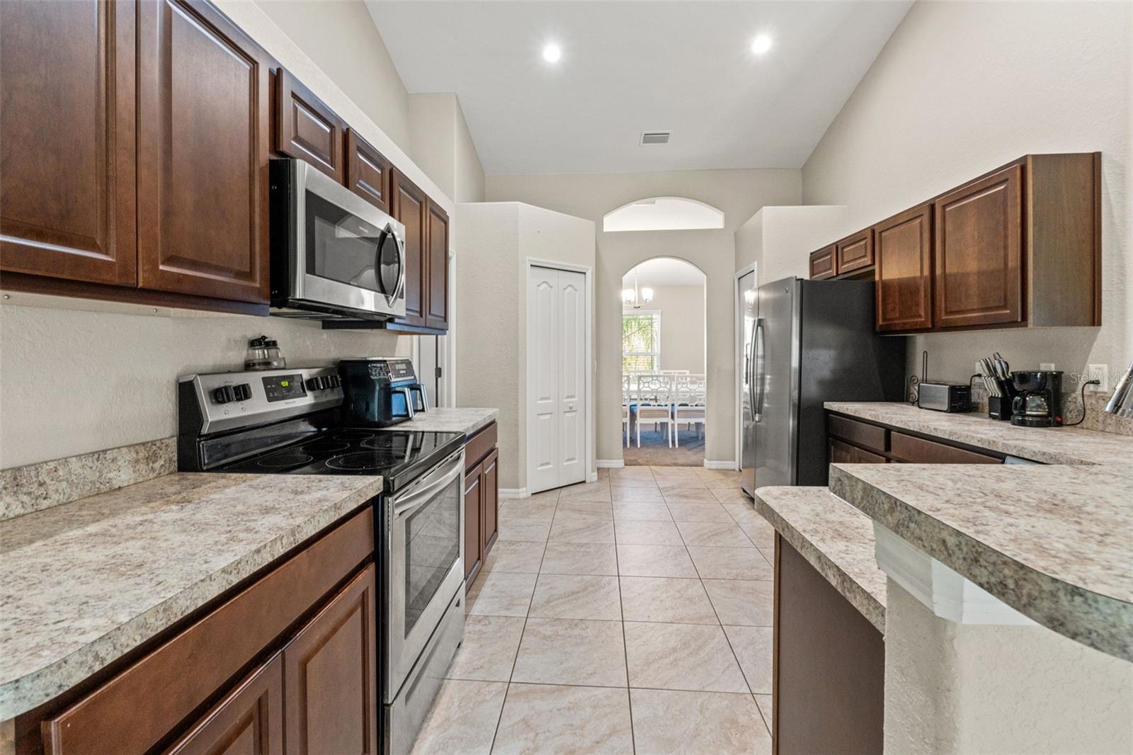 Image 8 of 42 For 11428 Pelican Avenue