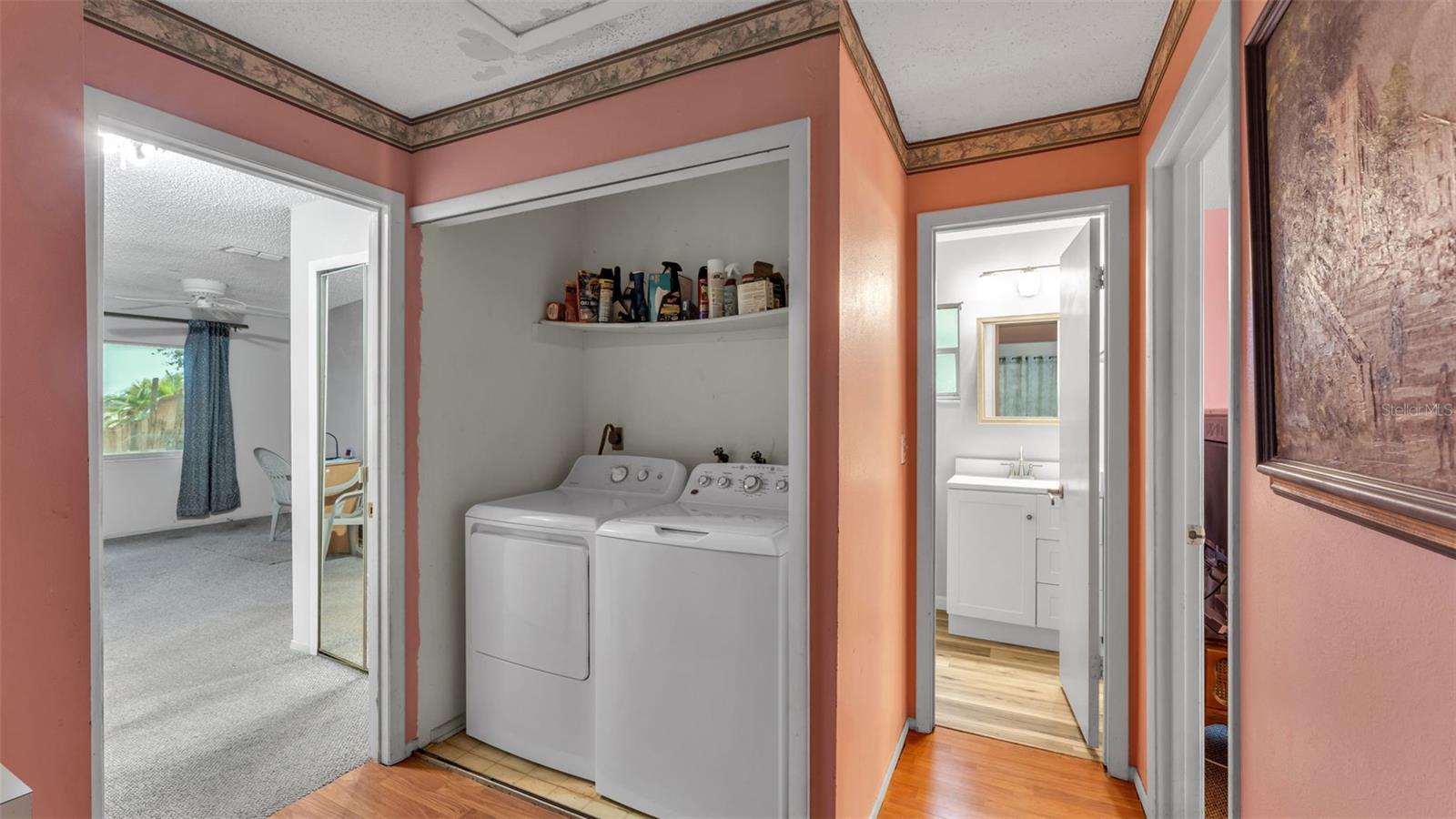 Image 13 of 19 For 512 Lake Dexter Boulevard