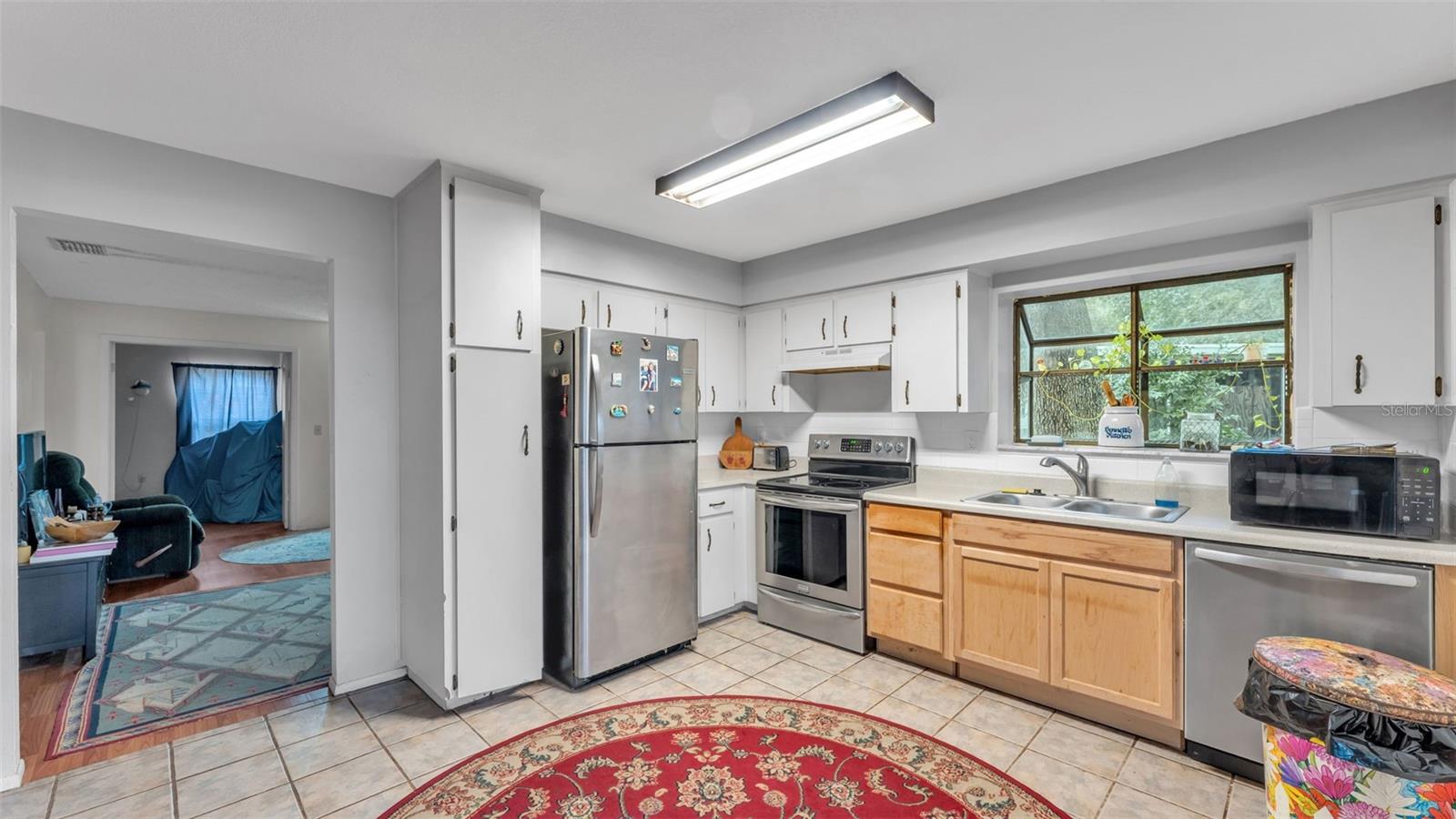 Image 5 of 19 For 512 Lake Dexter Boulevard