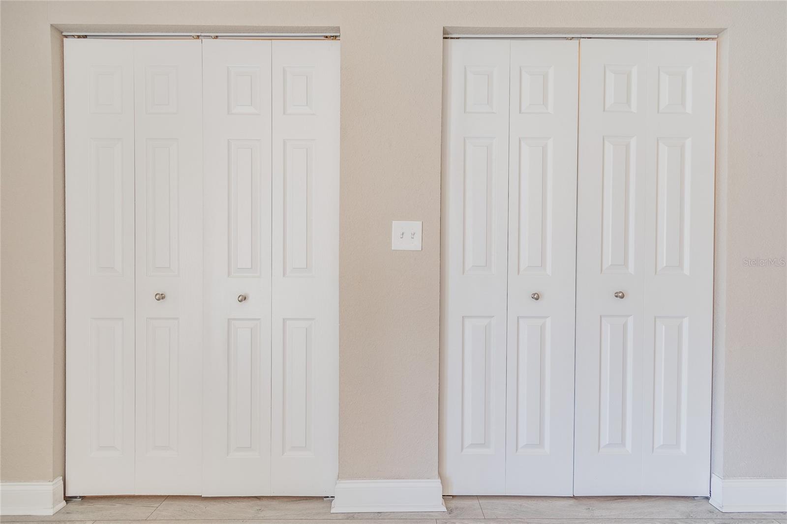 Image 23 of 51 For 4106 Carmen Street