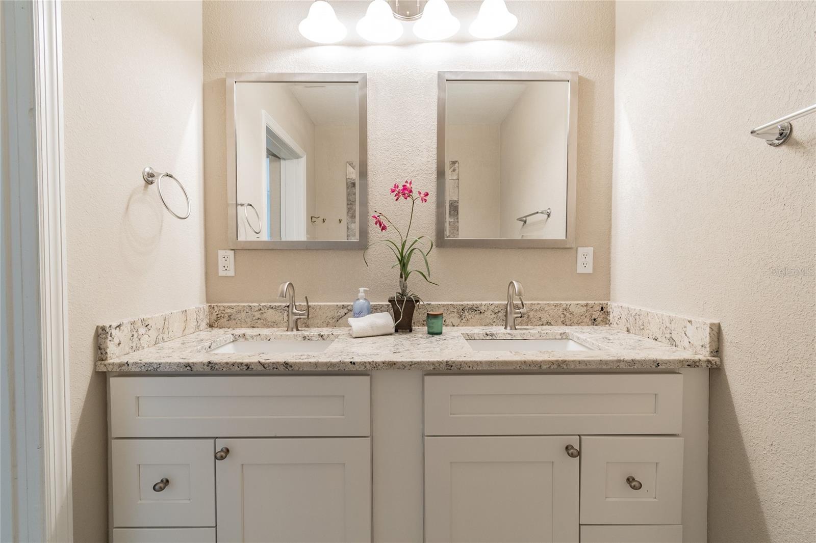 Image 27 of 51 For 4106 Carmen Street