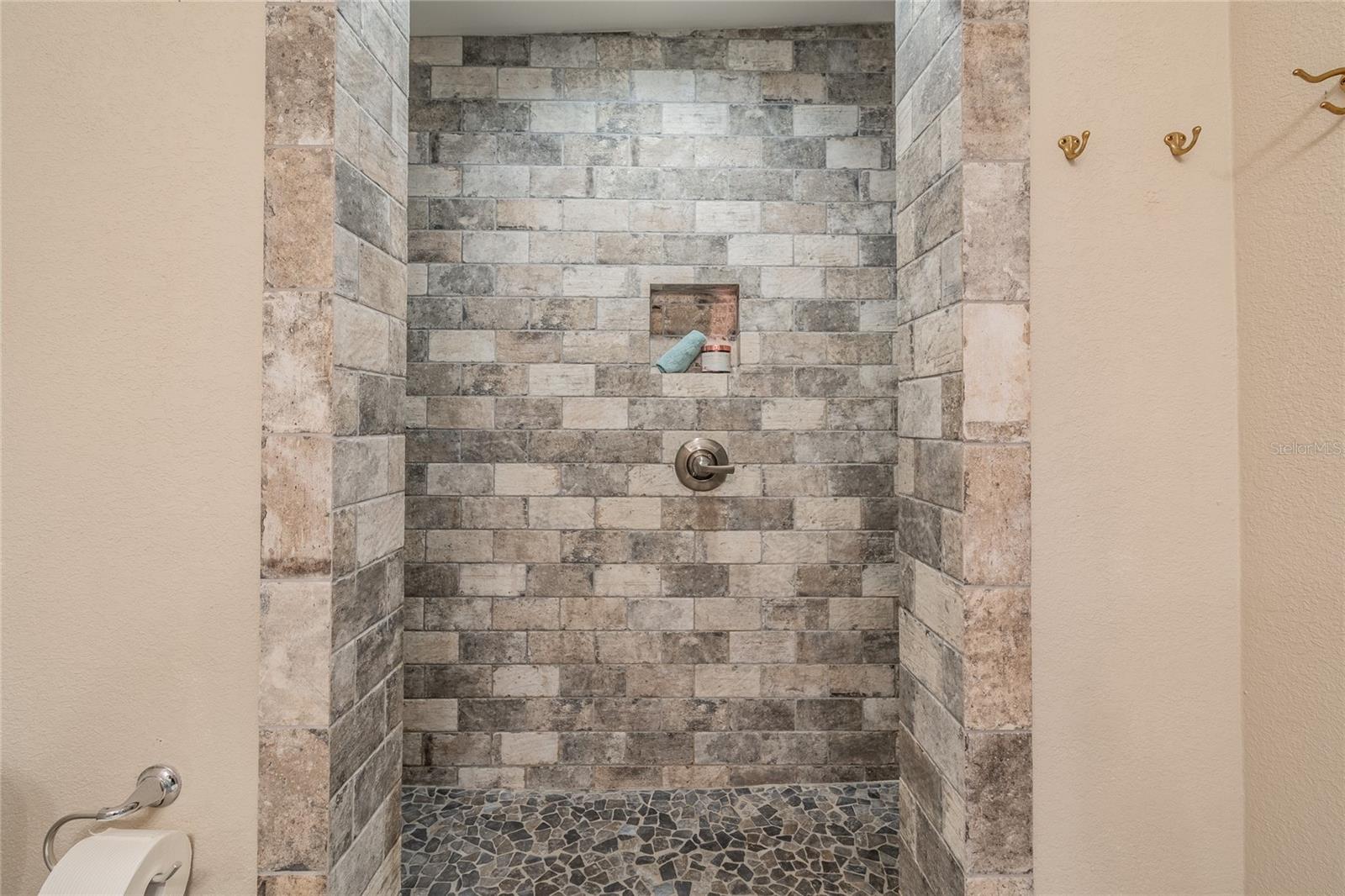 Image 29 of 51 For 4106 Carmen Street