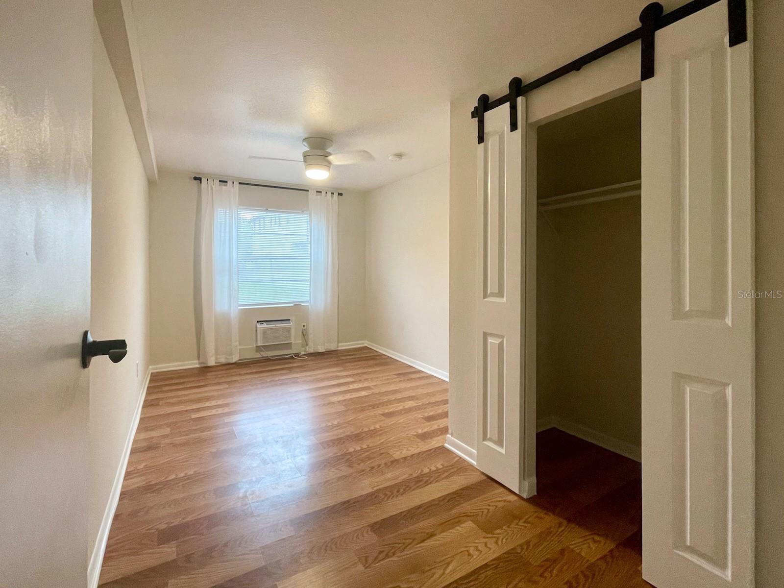 Image 3 of 8 For 333 9th Avenue N B