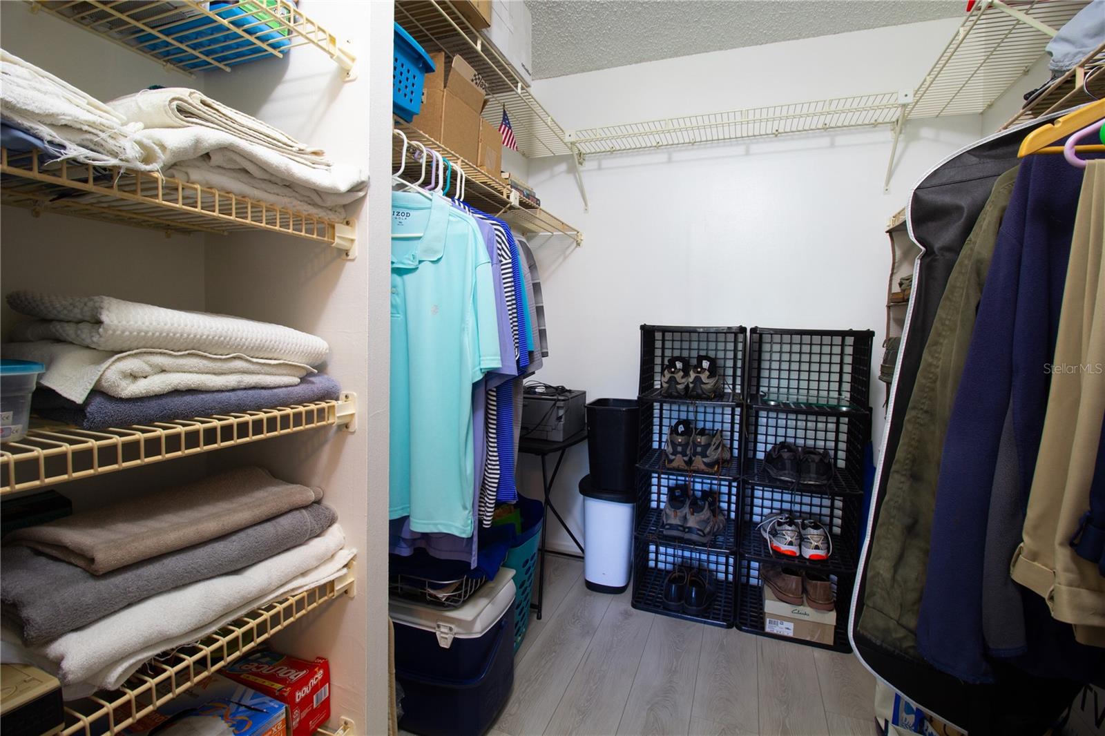 Image 21 of 45 For 14130 Rosemary Lane 4211