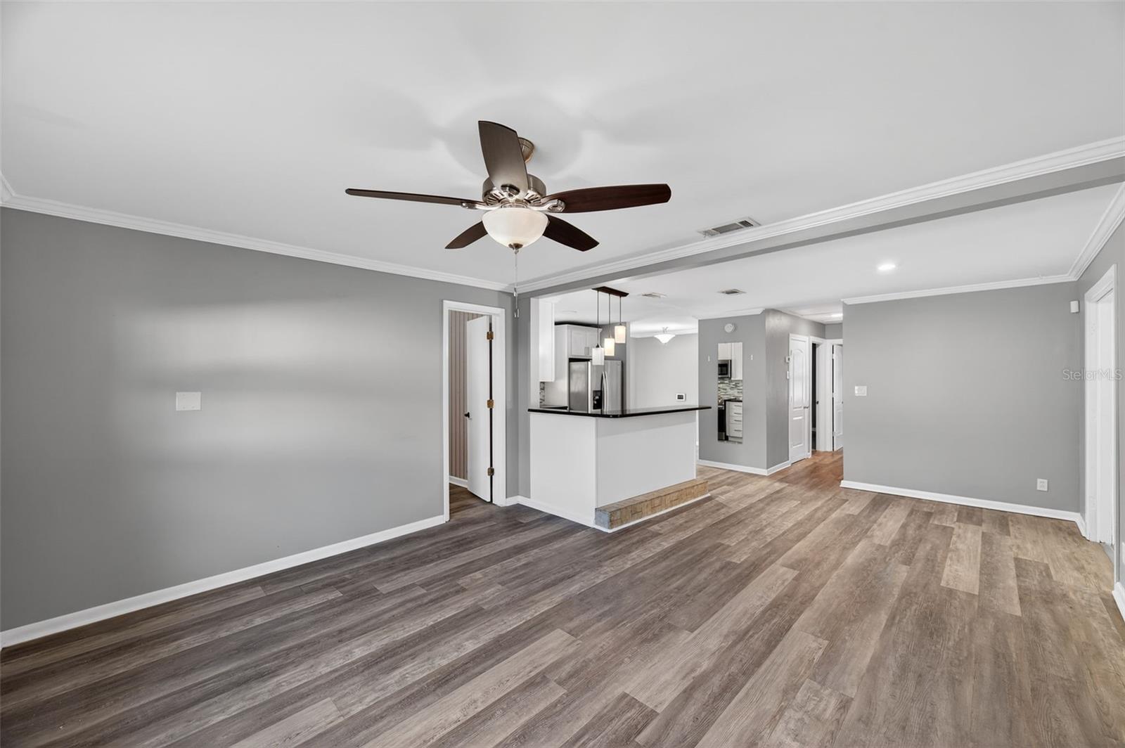 Image 17 of 65 For 7217 6th Avenue N