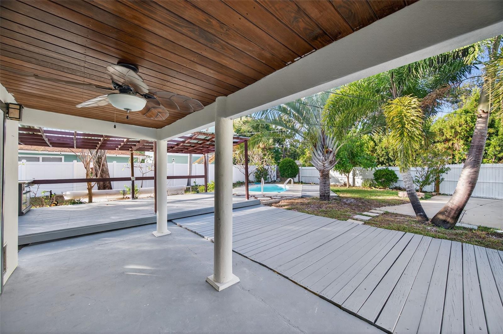 Image 5 of 65 For 7217 6th Avenue N