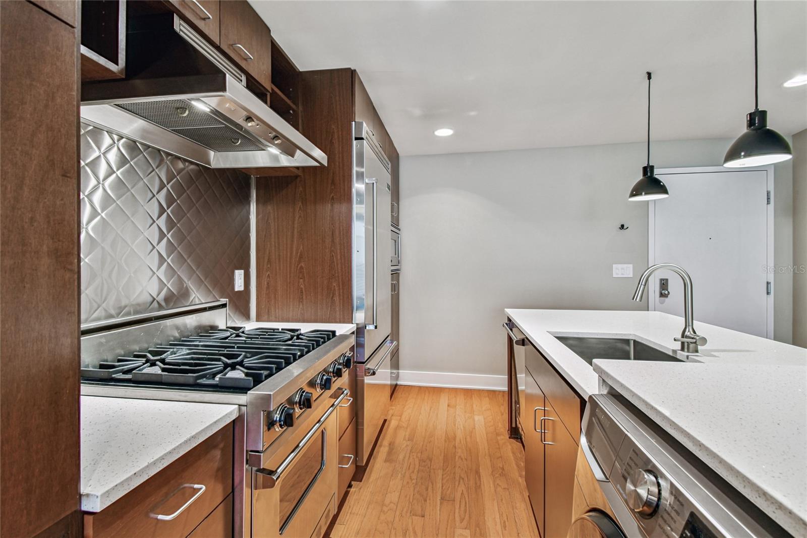 Image 10 of 86 For 1120 Kennedy Boulevard 1028