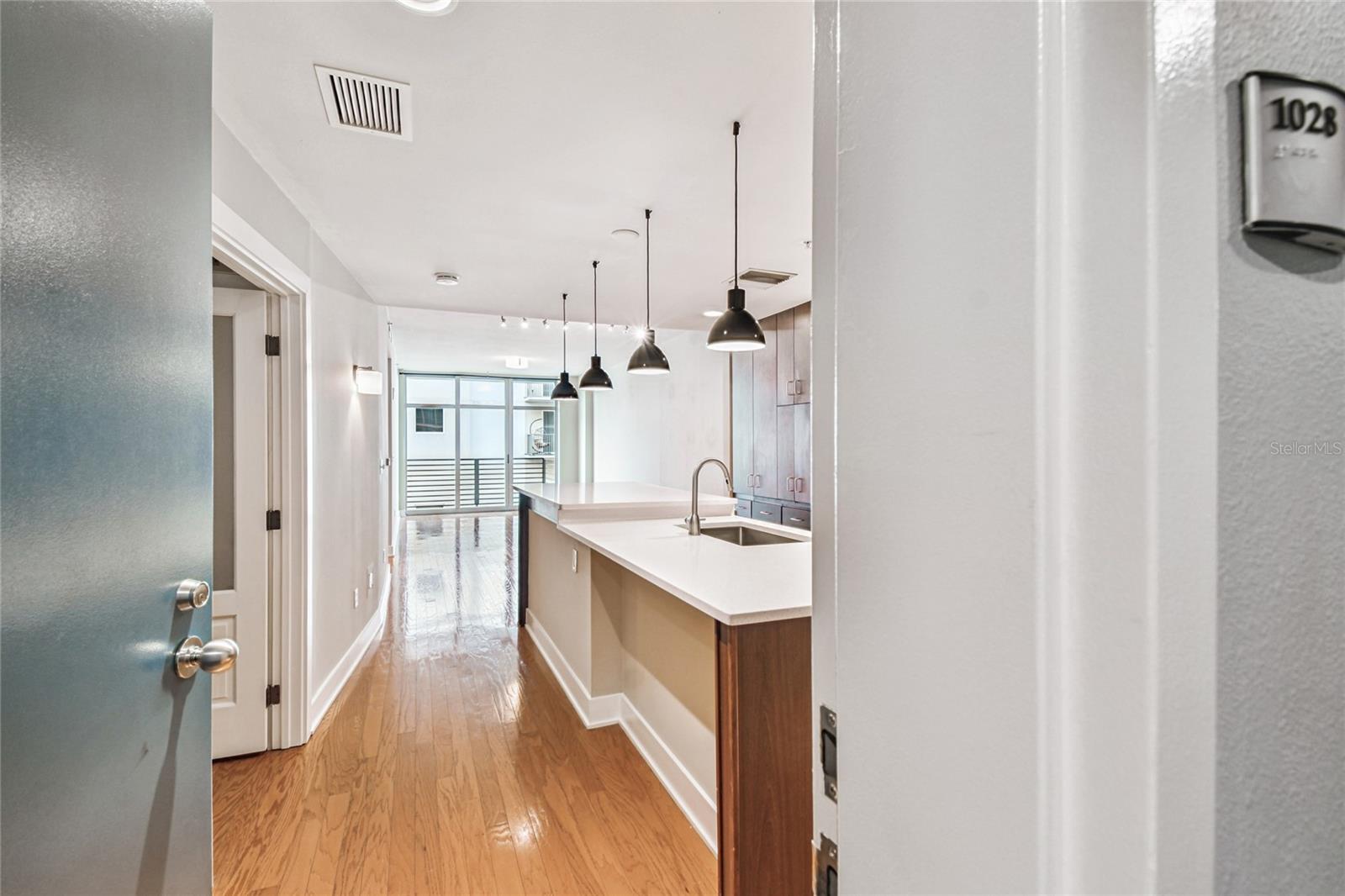 Image 14 of 86 For 1120 Kennedy Boulevard 1028