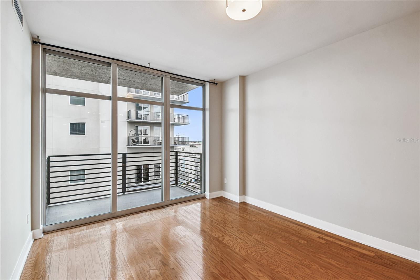 Image 19 of 86 For 1120 Kennedy Boulevard 1028