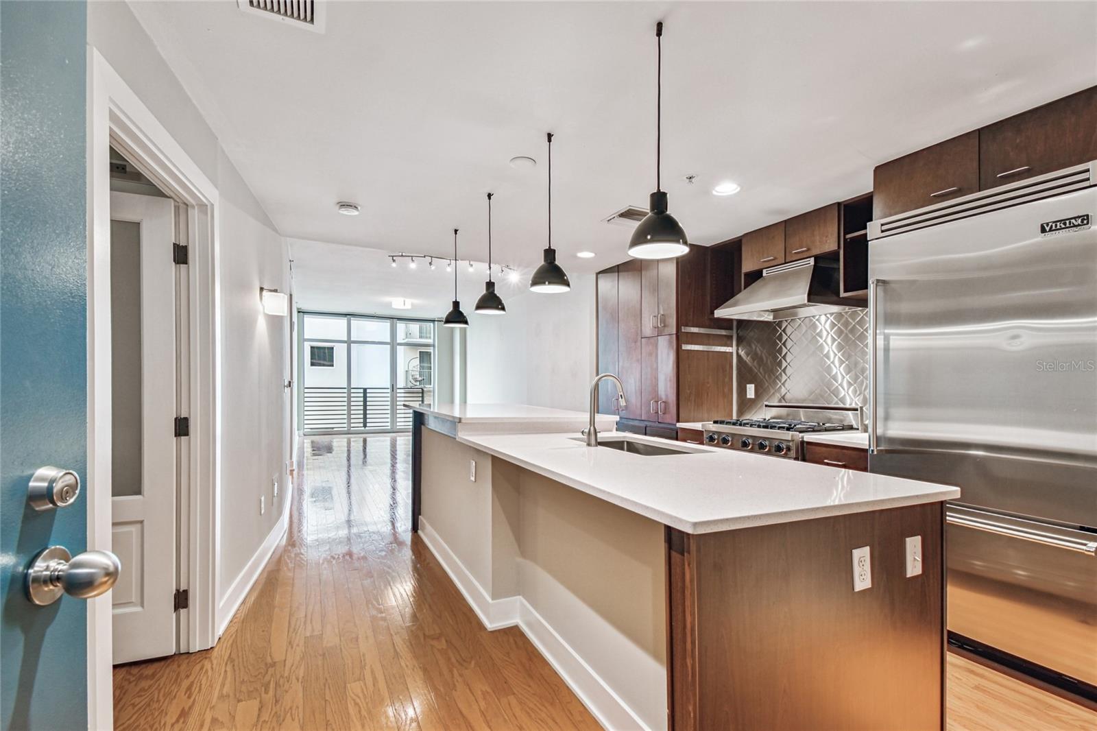 Image 3 of 86 For 1120 Kennedy Boulevard 1028