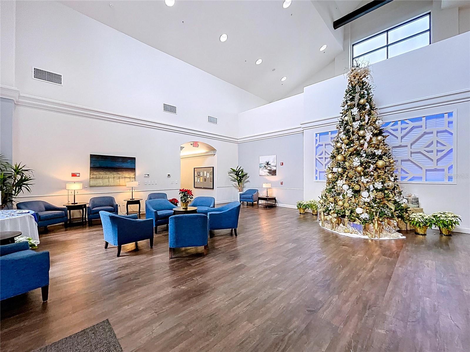 Image 19 of 25 For 18736 Bent Pine Dr Drive