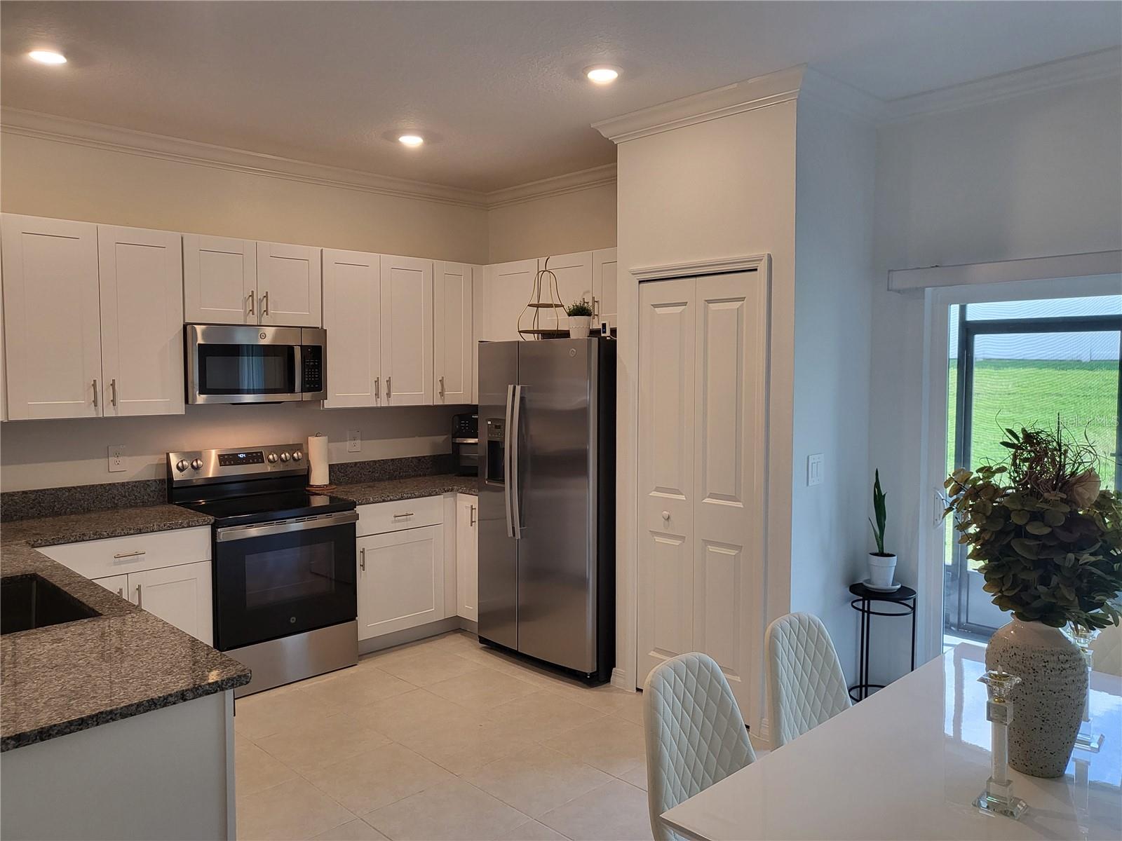 Image 4 of 19 For 36480 Well Hill Way