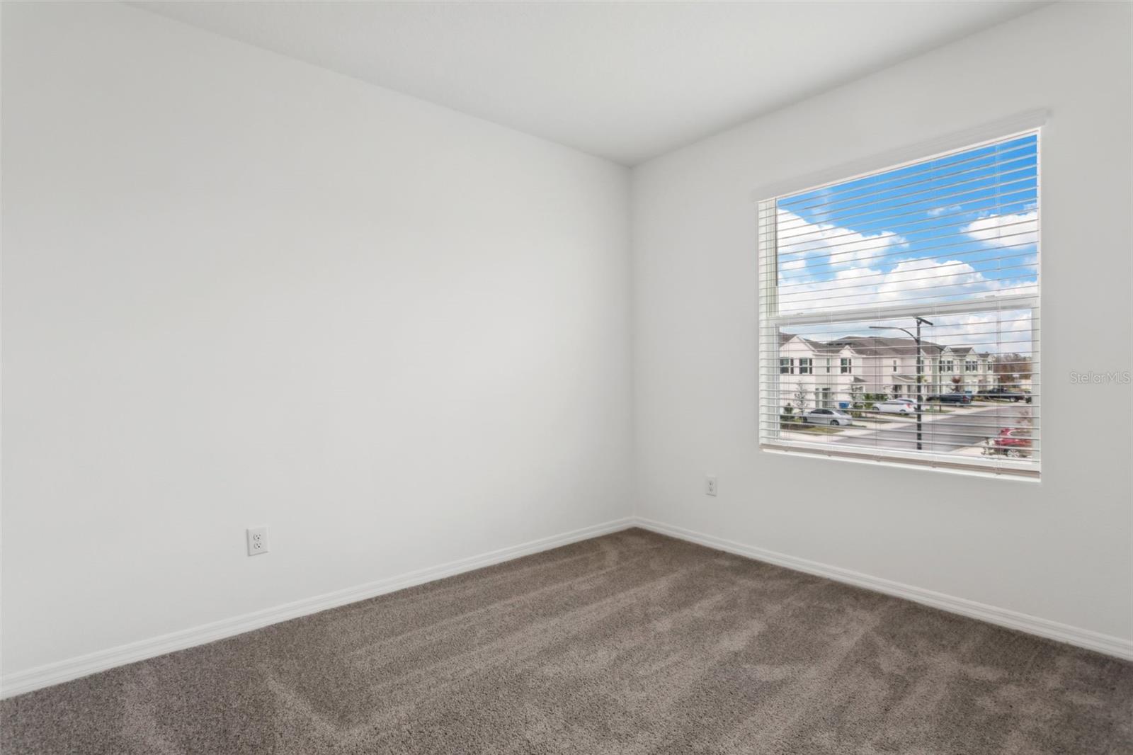 Image 12 of 25 For 3701 Copper Beech Drive