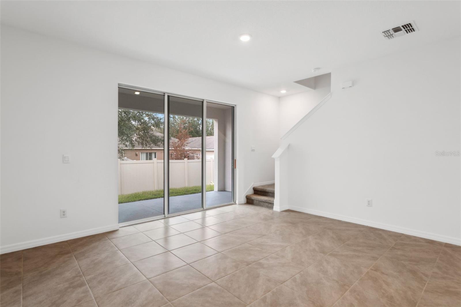 Image 7 of 25 For 3701 Copper Beech Drive