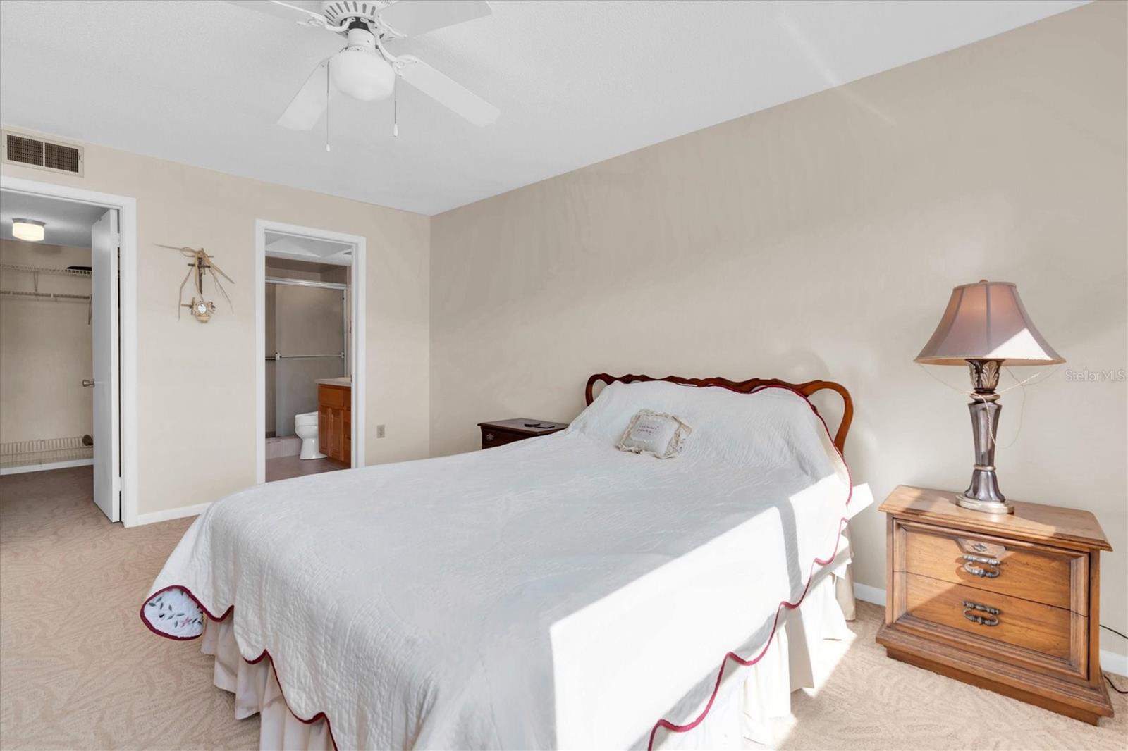 Image 19 of 36 For 5575 Gulf Boulevard 332