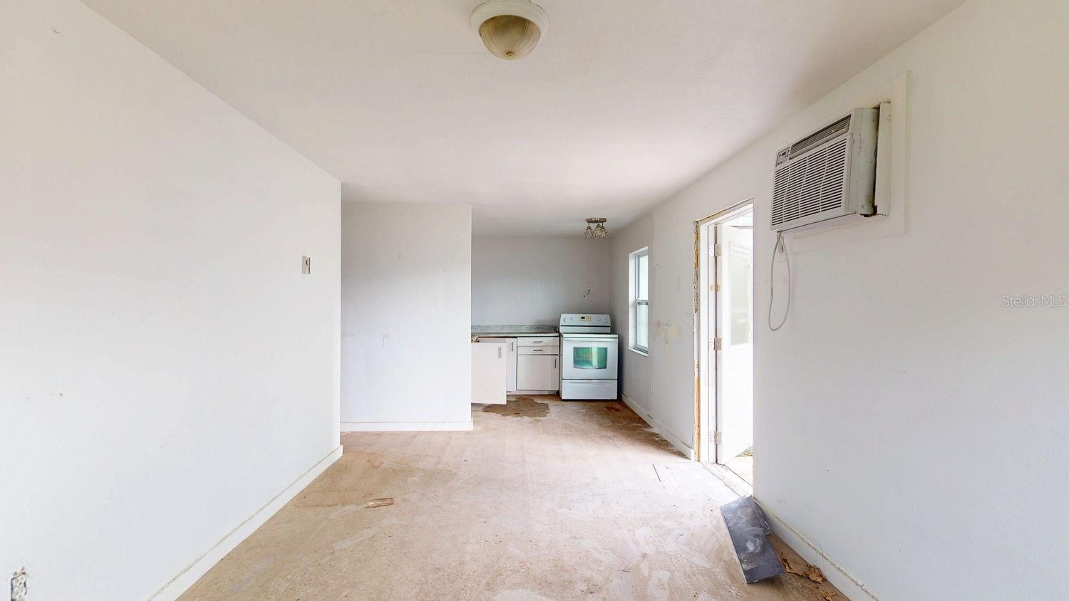 Image 28 of 52 For 14906 Bayshore Drive