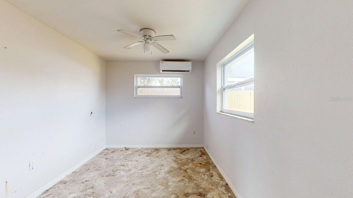 Image 40 of 52 For 14906 Bayshore Drive