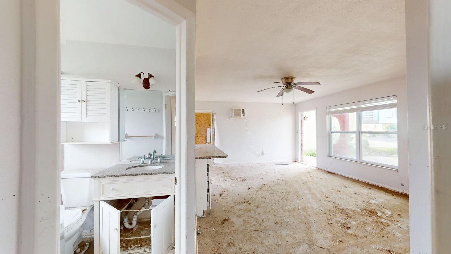 Image 44 of 52 For 14906 Bayshore Drive