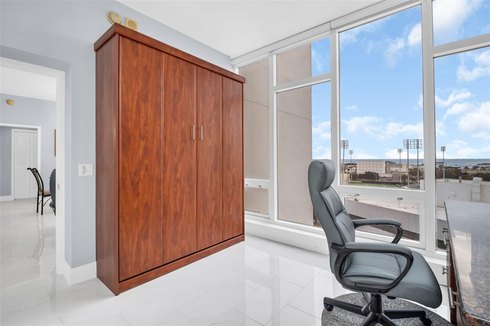 Image 21 of 46 For 175 1st Street S 905