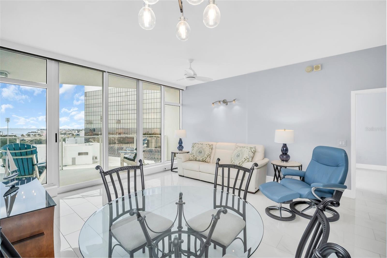 Image 4 of 46 For 175 1st Street S 905