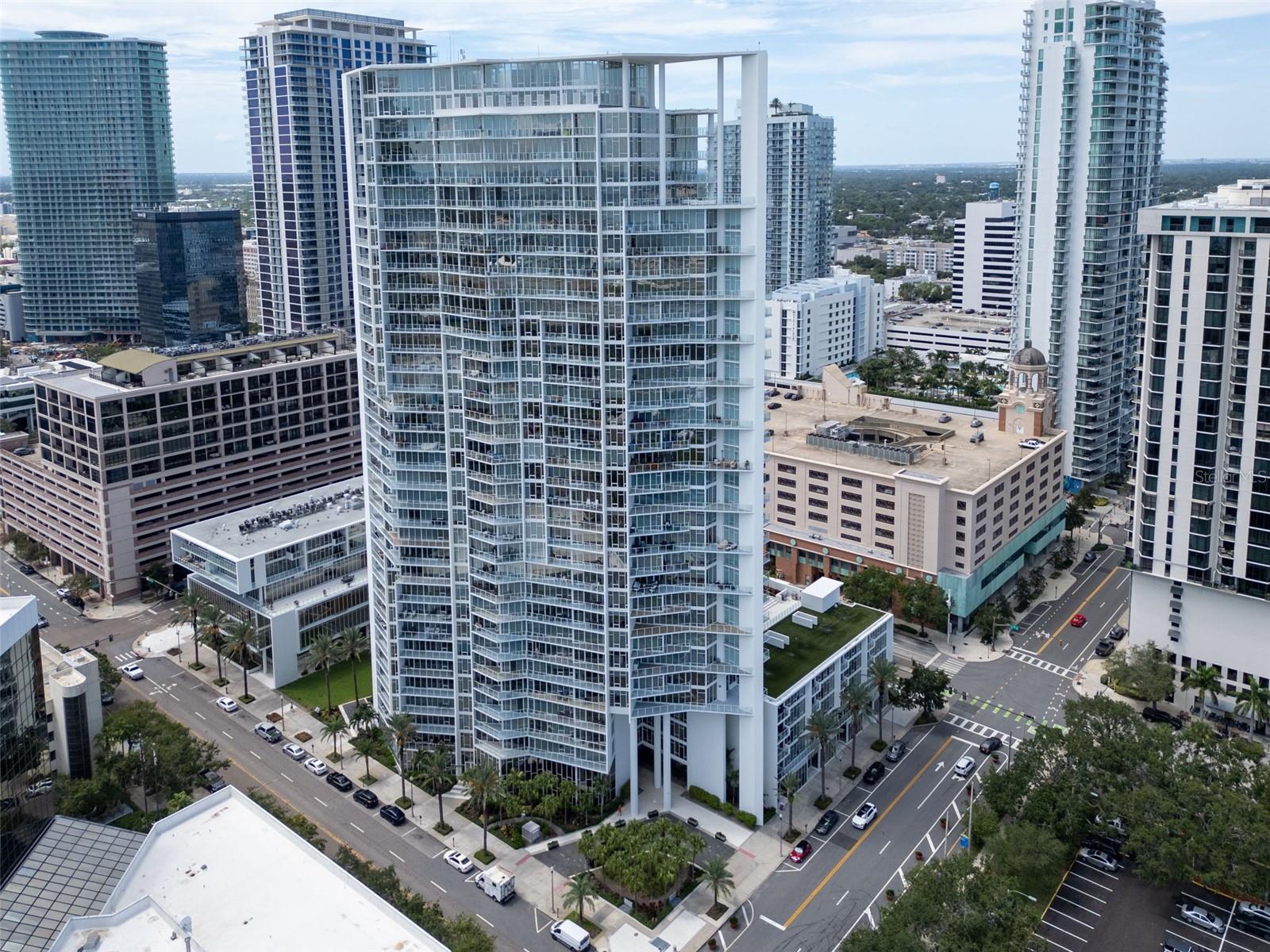 Image 44 of 46 For 175 1st Street S 905