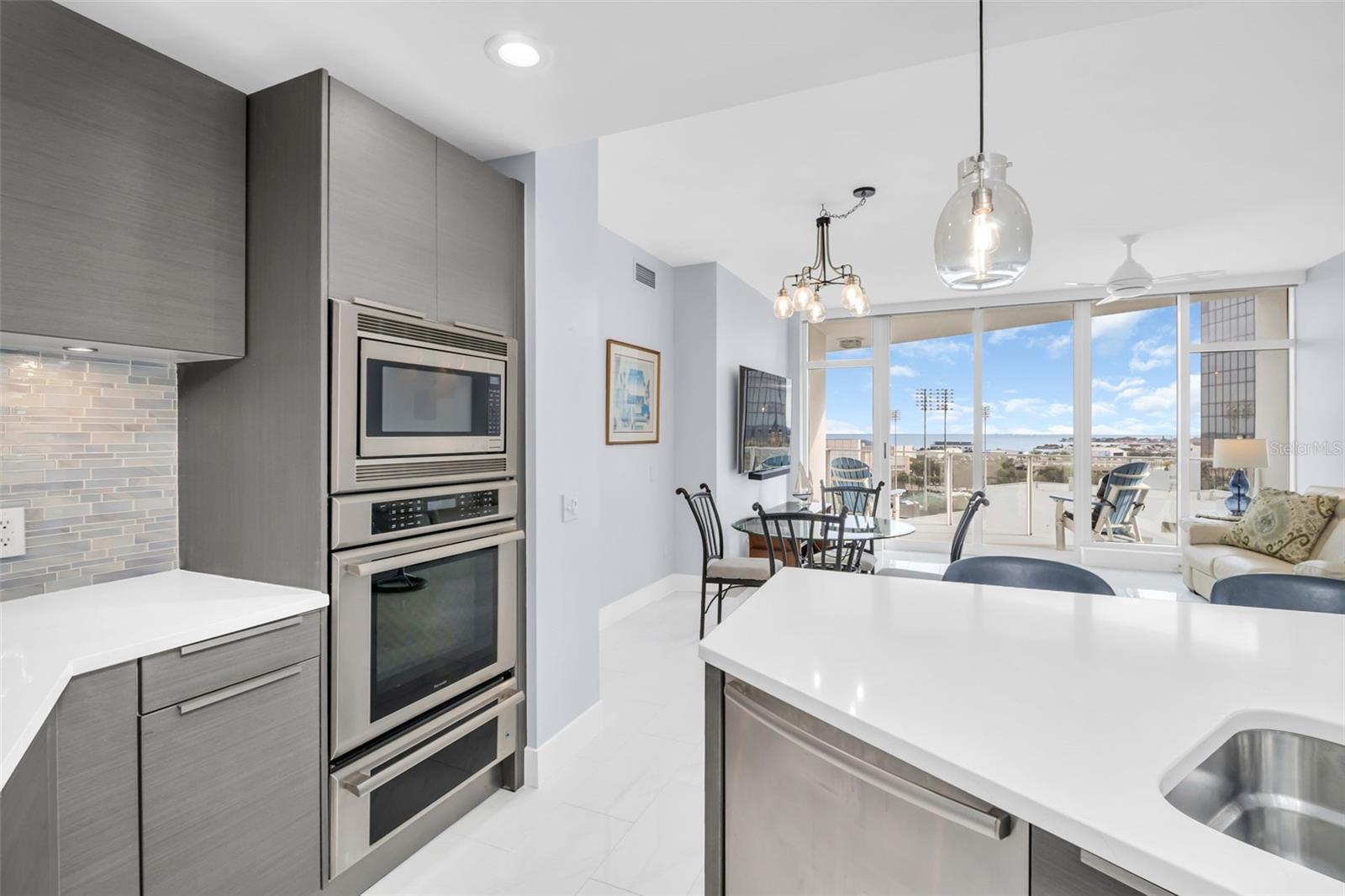 Image 9 of 46 For 175 1st Street S 905