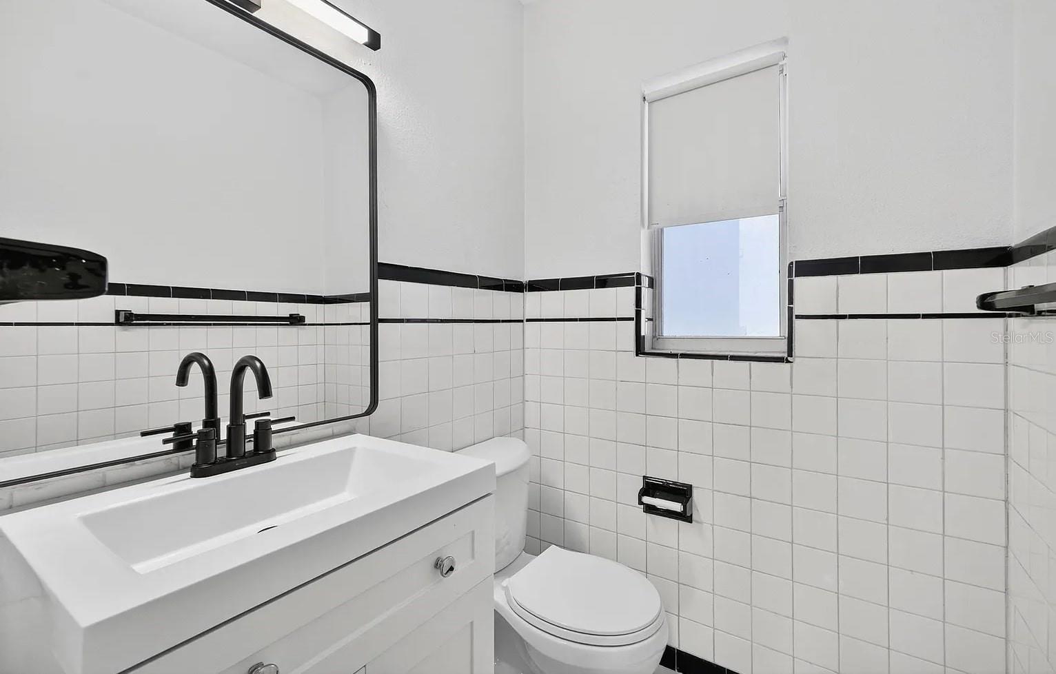 Image 12 of 20 For 5517 Gulfport Boulevard S 5517