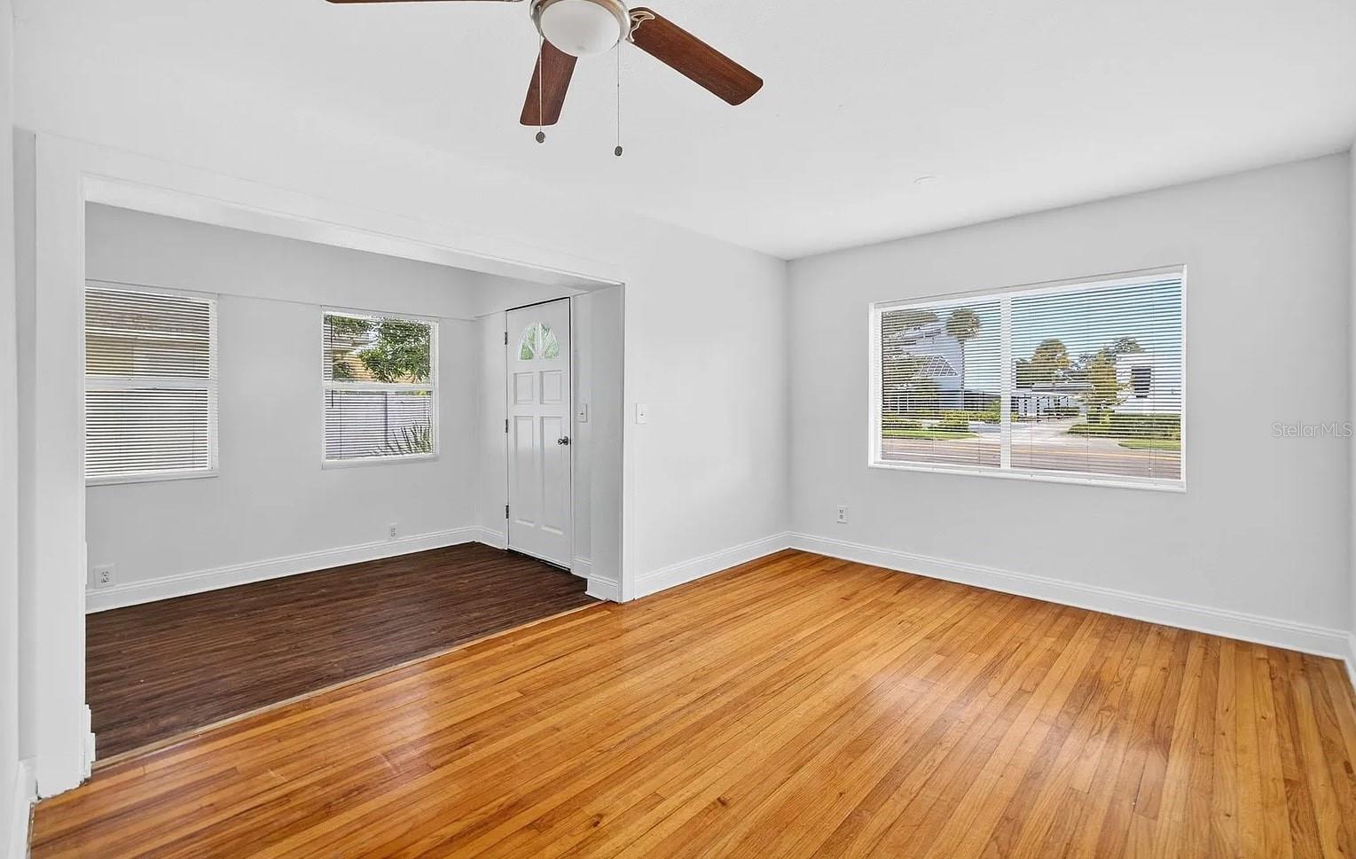 Image 5 of 20 For 5517 Gulfport Boulevard S 5517