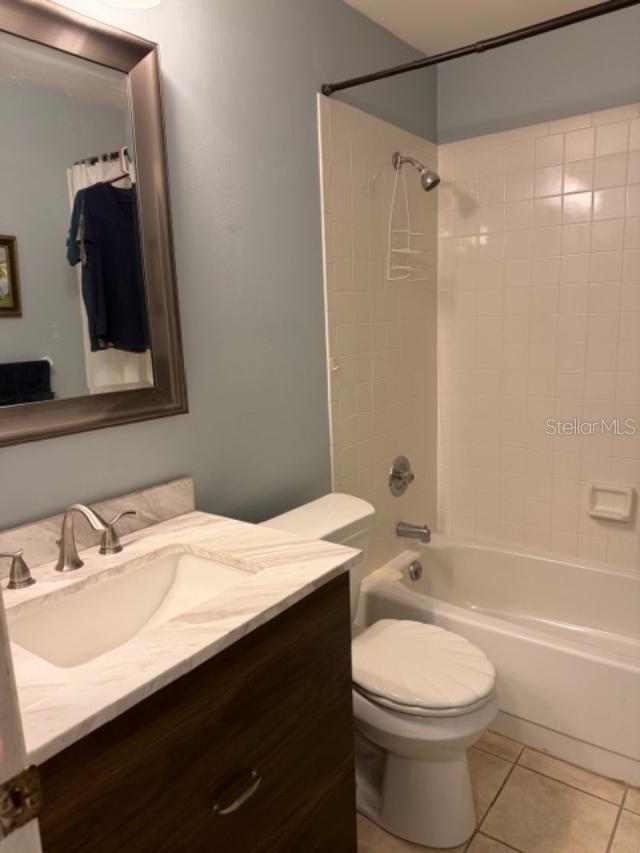 Image 19 of 31 For 330 Promenade Drive 206