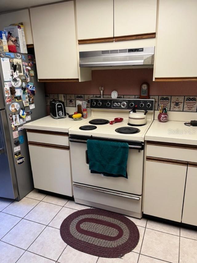 Image 9 of 31 For 330 Promenade Drive 206