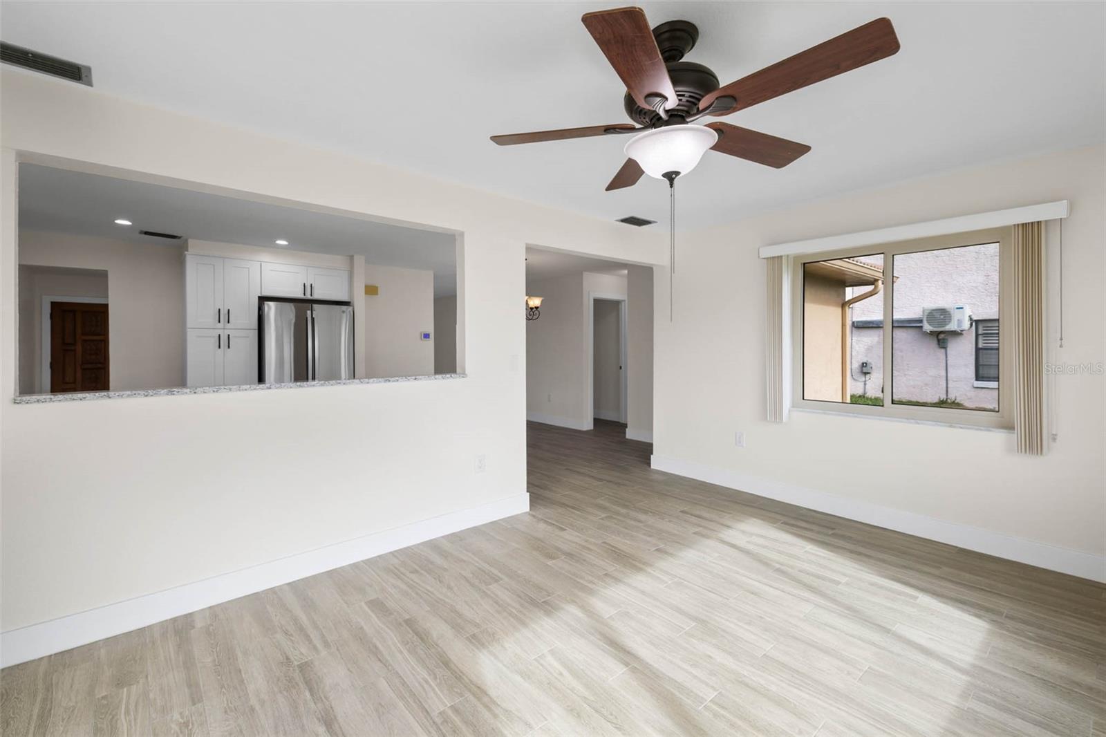 Image 15 of 35 For 3476 Gulfview Drive