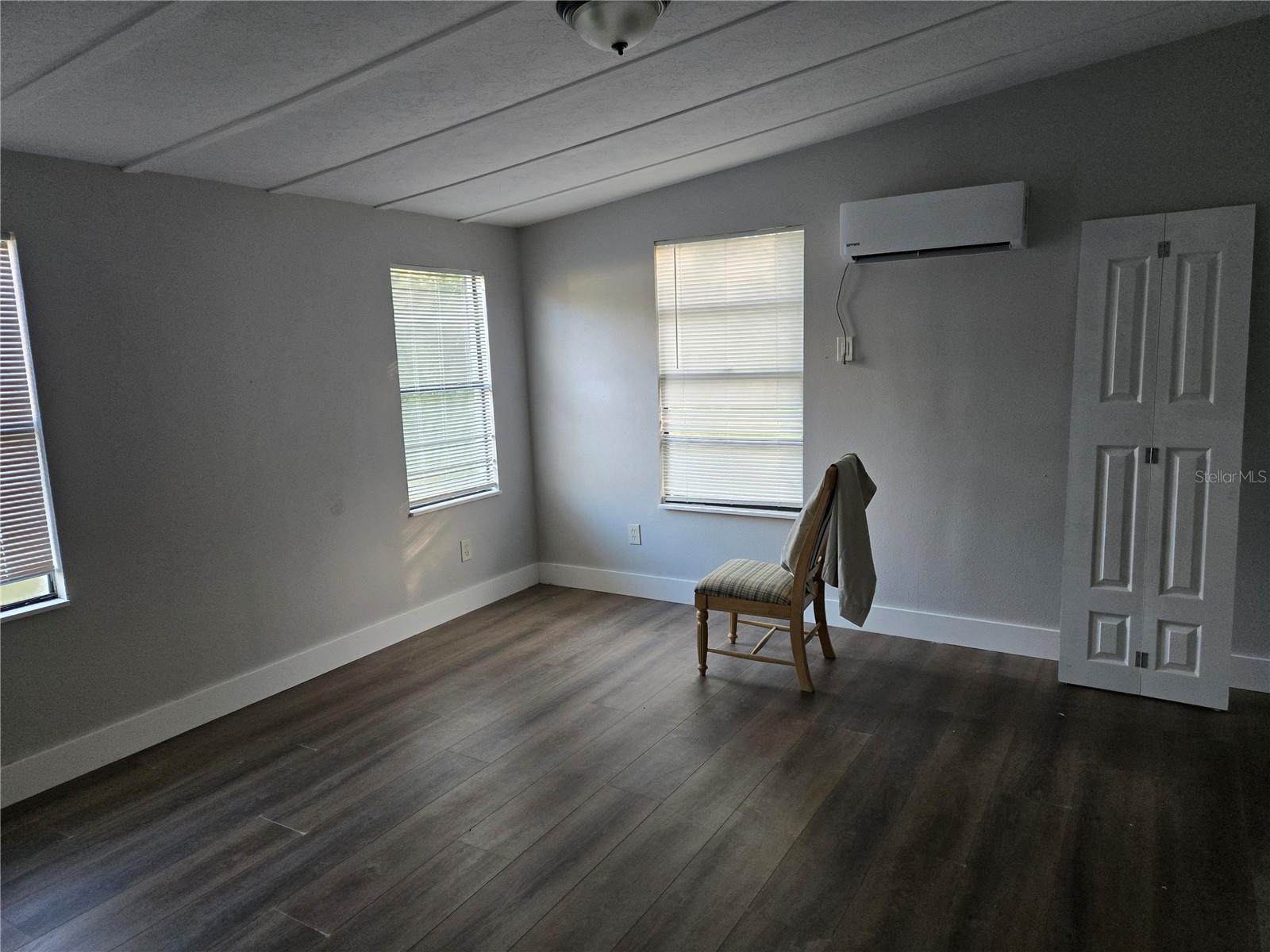 Image 10 of 61 For 6942 Angus Valley Drive