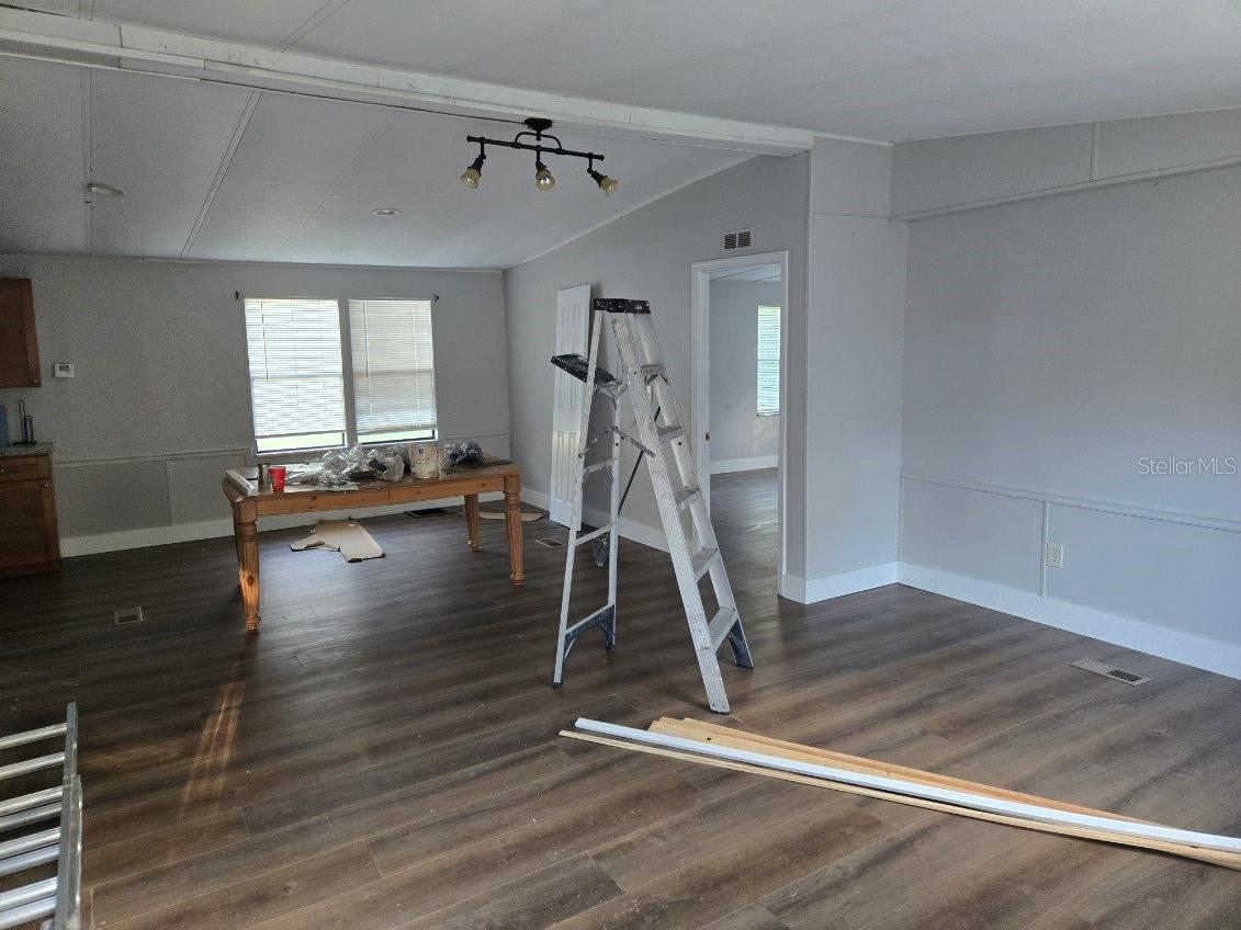 Image 36 of 61 For 6942 Angus Valley Drive