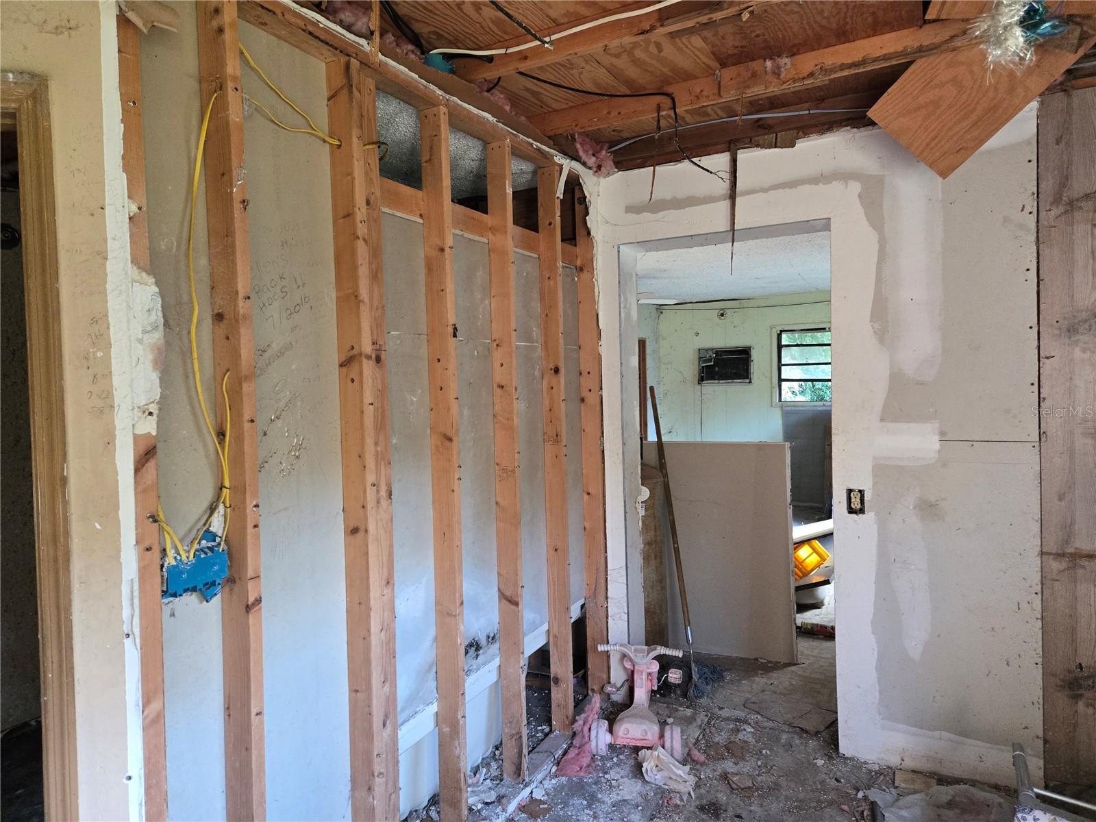 Image 51 of 61 For 6942 Angus Valley Drive