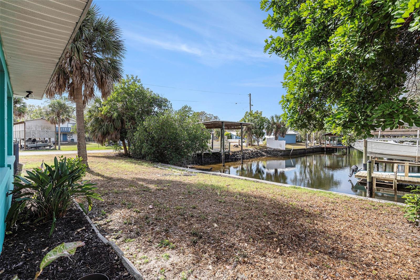 Image 13 of 16 For 301 Carlyle Boulevard