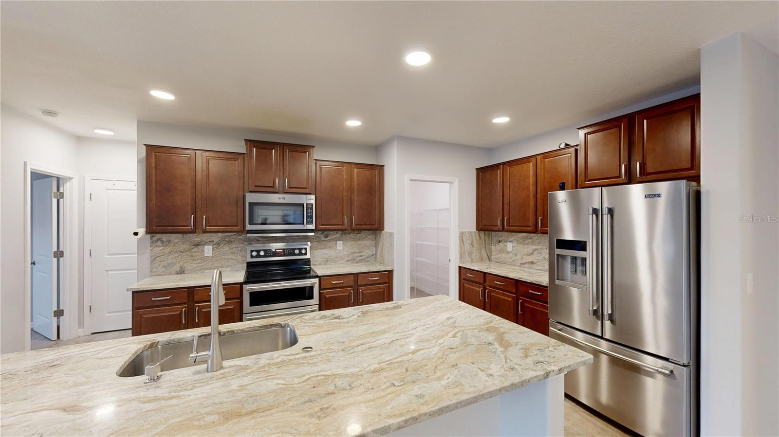 Image 5 of 84 For 17034 Yellow Pine Street