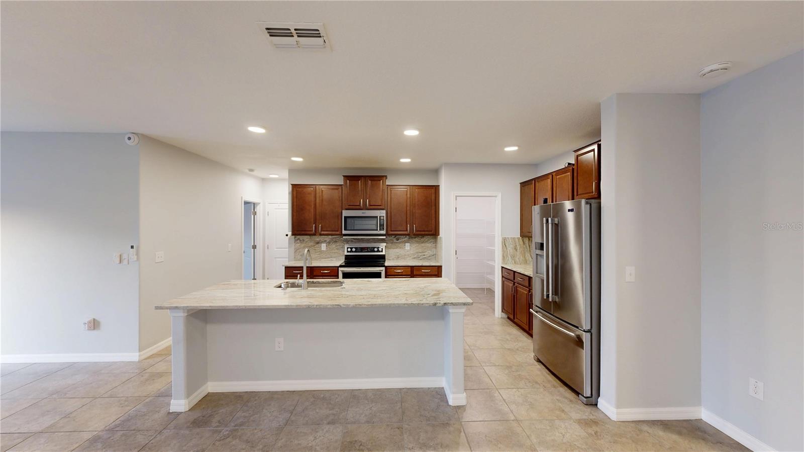 Image 6 of 84 For 17034 Yellow Pine Street