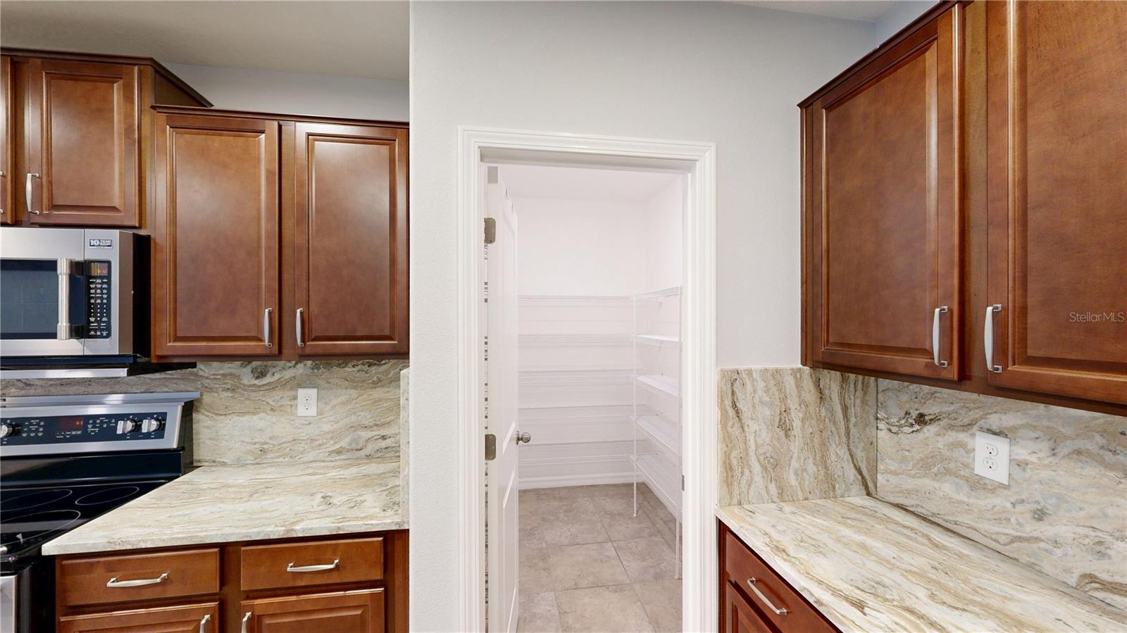 Image 7 of 84 For 17034 Yellow Pine Street