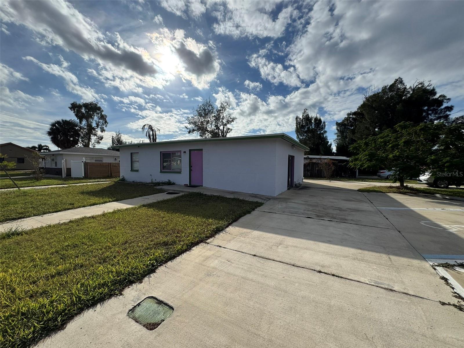 Details for 7050 48th Street N, PINELLAS PARK, FL 33781