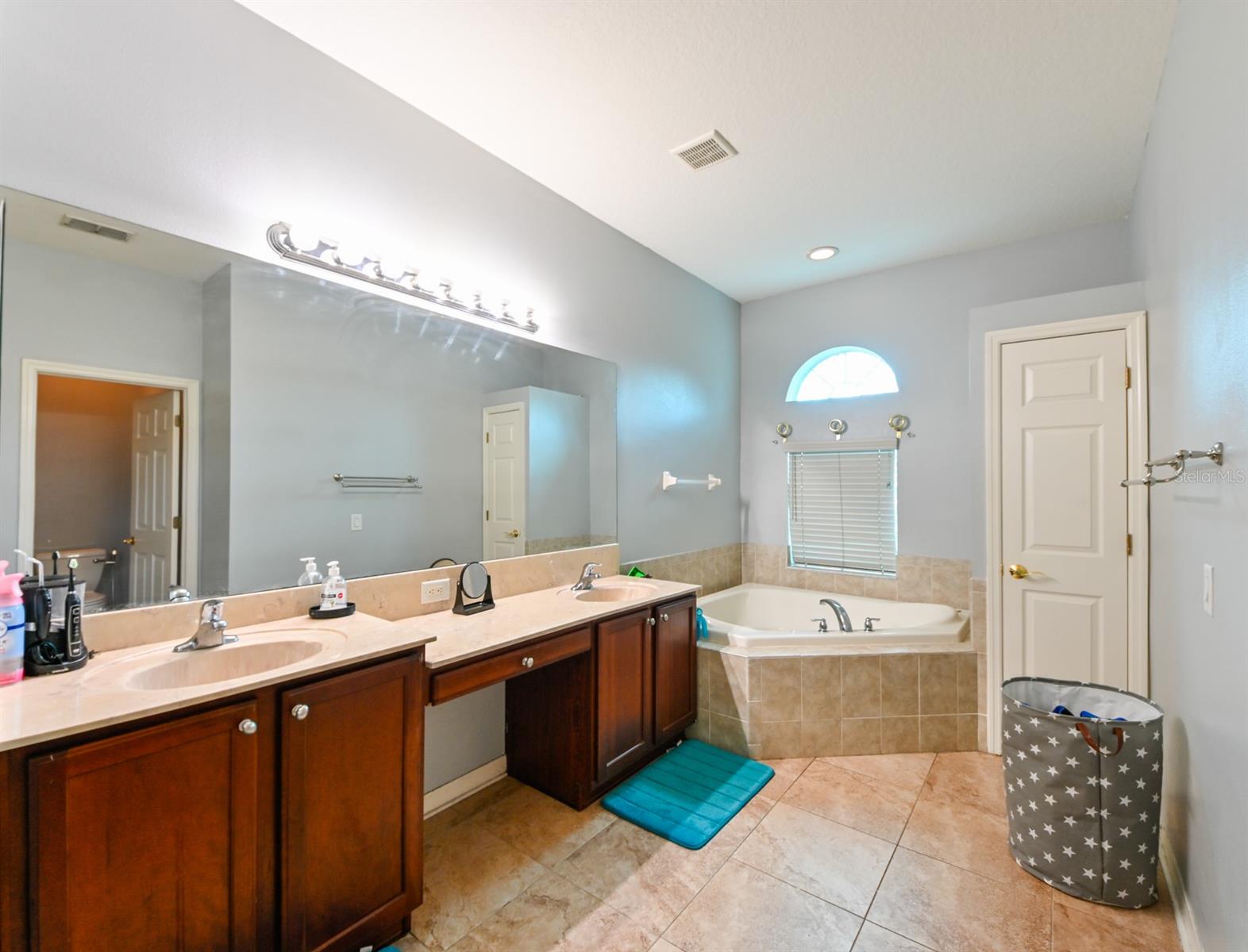 Image 13 of 50 For 20330 Natures Corner Drive