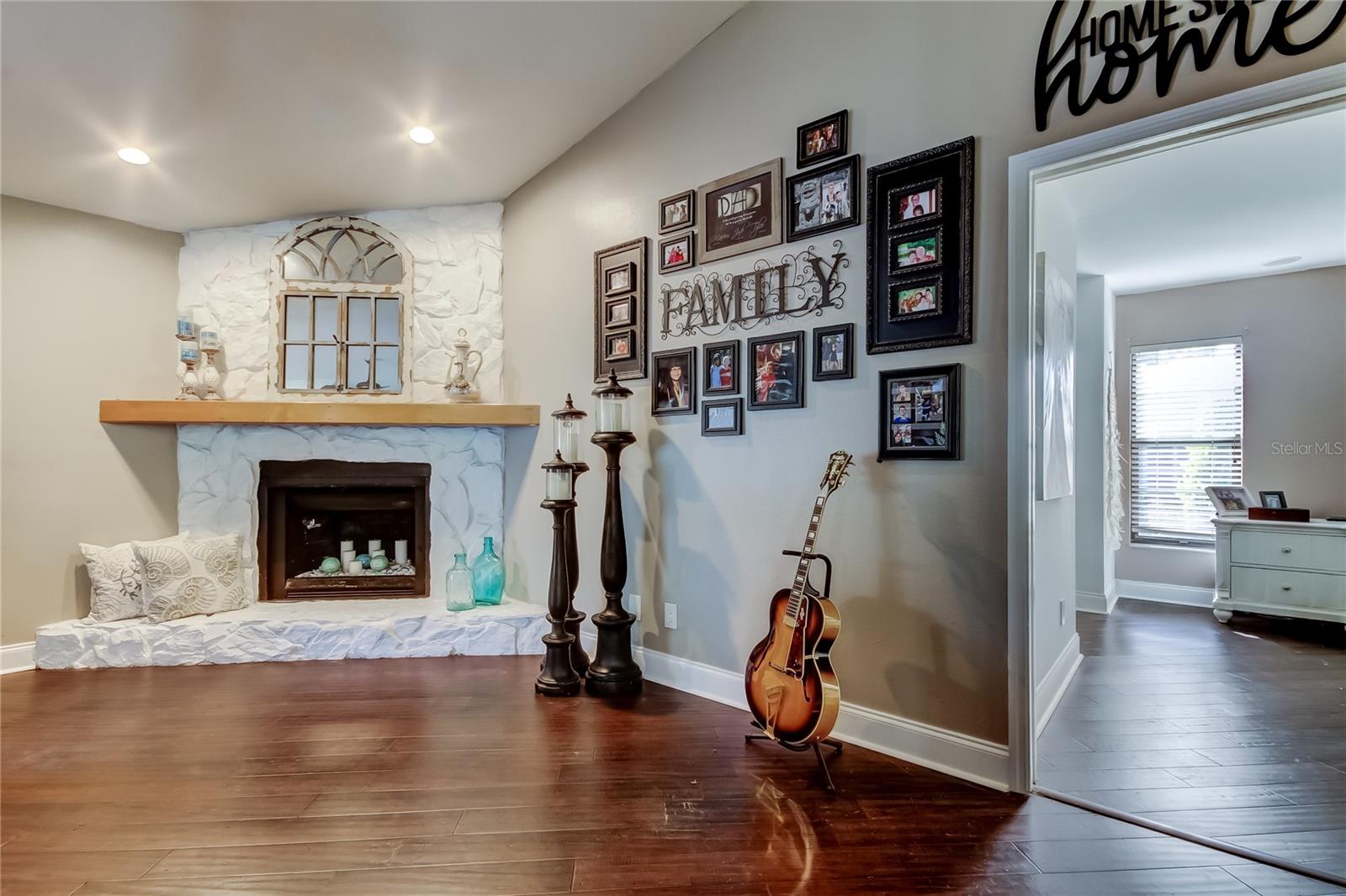 Image 11 of 82 For 2651 Concorde Court