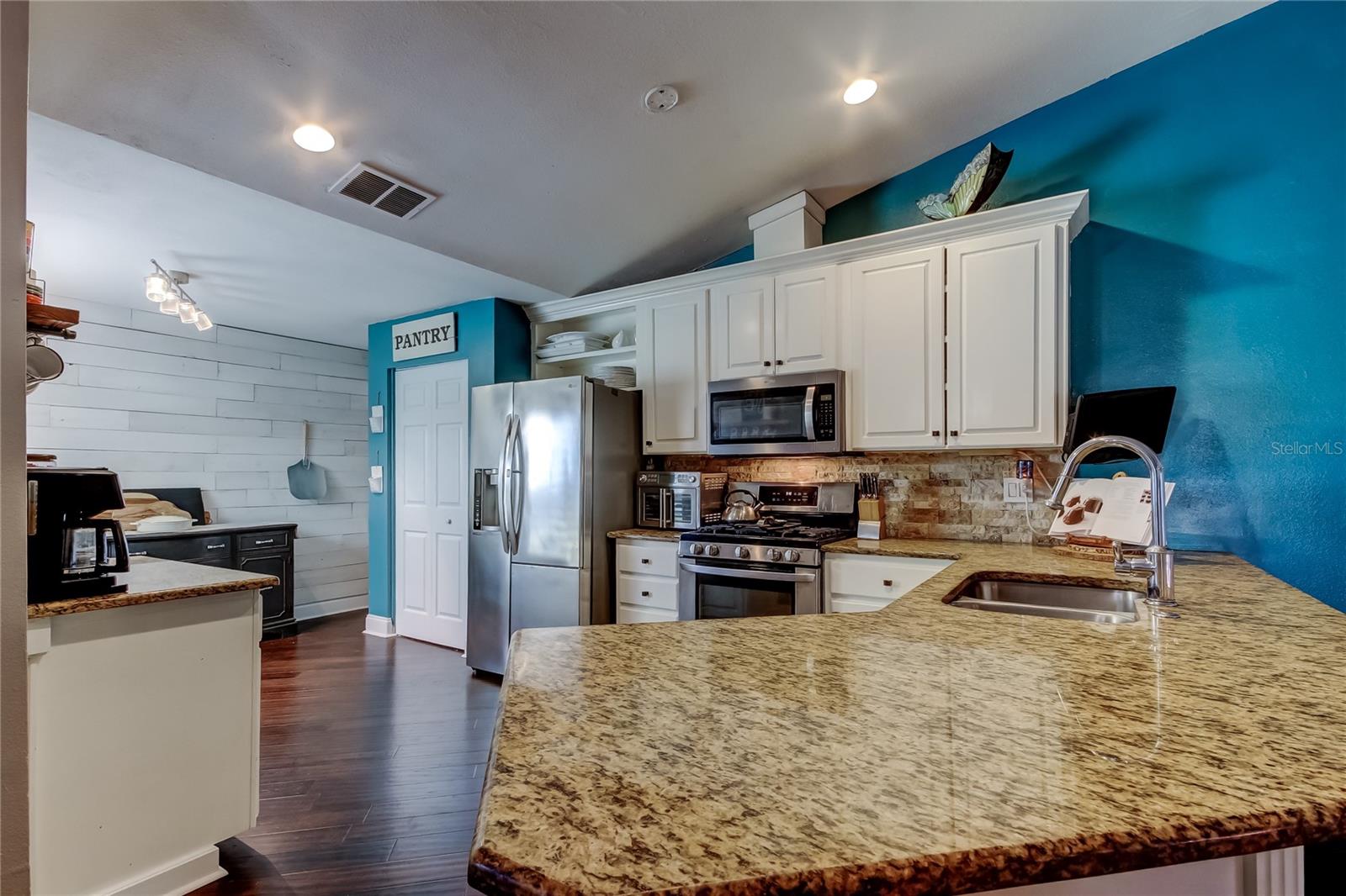 Image 13 of 82 For 2651 Concorde Court