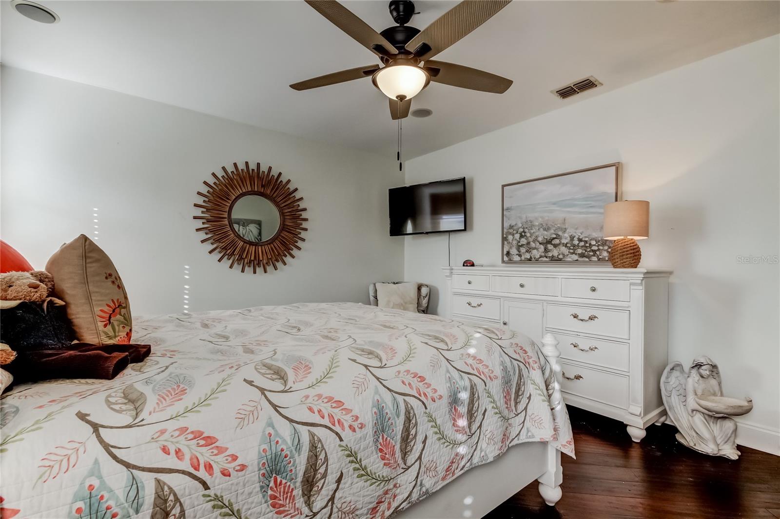 Image 31 of 82 For 2651 Concorde Court