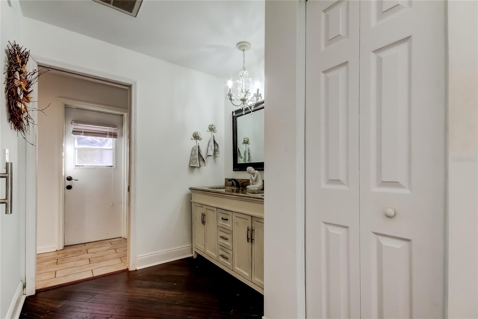 Image 34 of 82 For 2651 Concorde Court