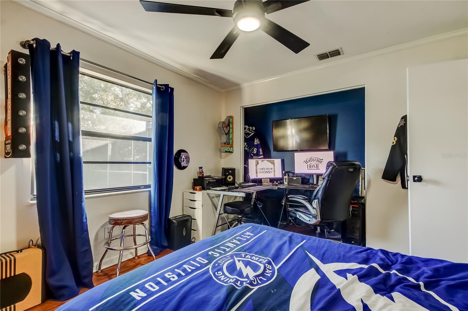 Image 39 of 82 For 2651 Concorde Court