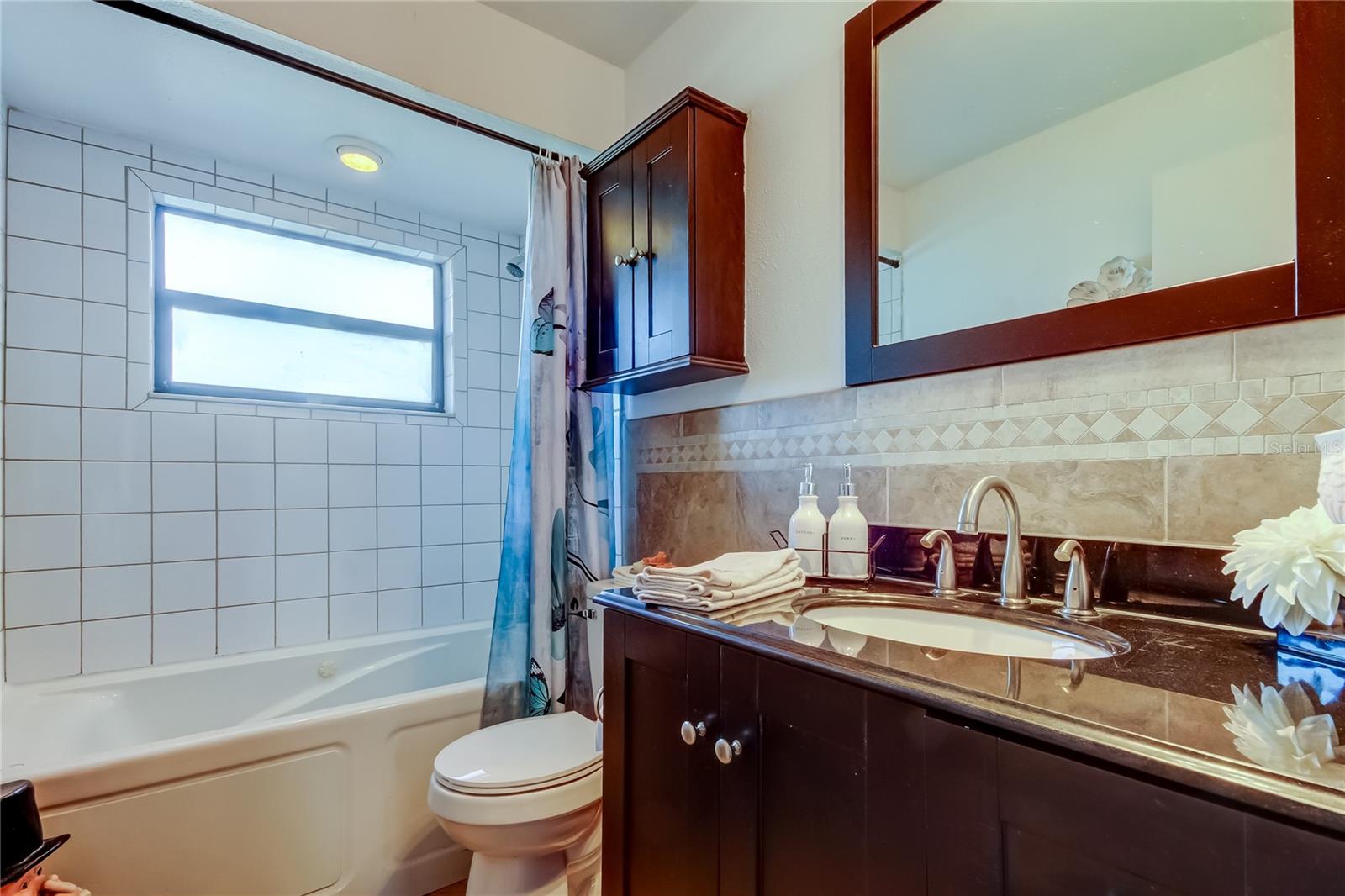 Image 41 of 82 For 2651 Concorde Court