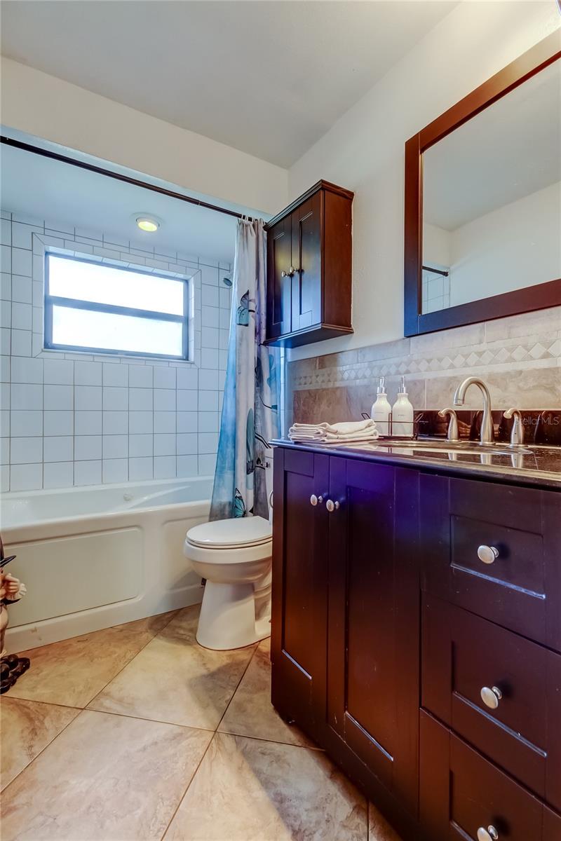 Image 42 of 82 For 2651 Concorde Court